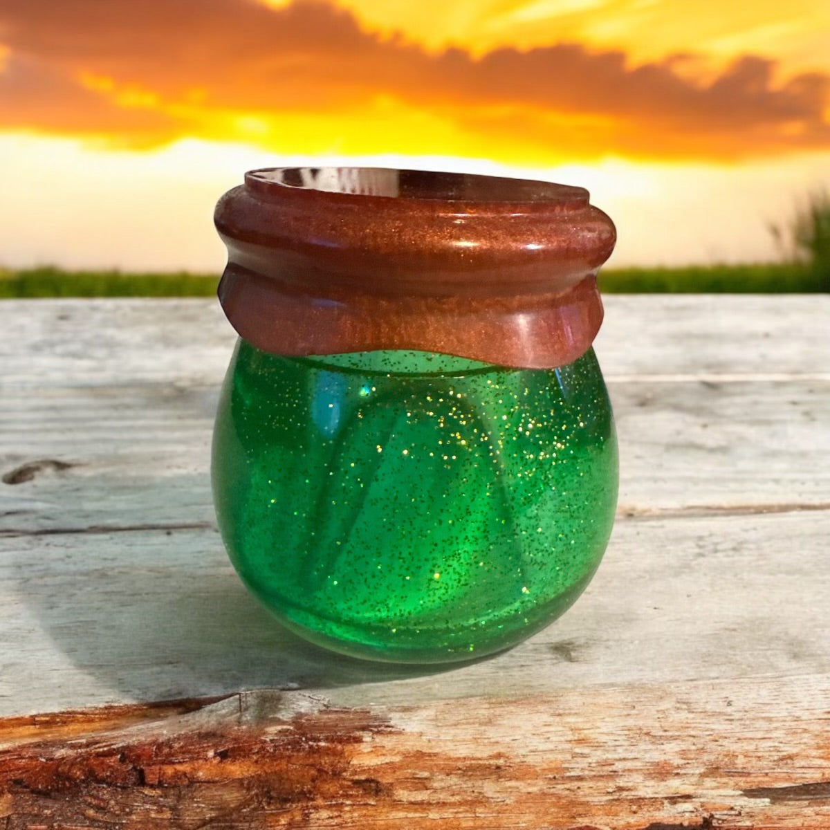 Resin jar