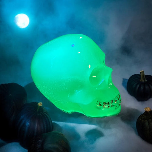 Medium glow in the dark Skull