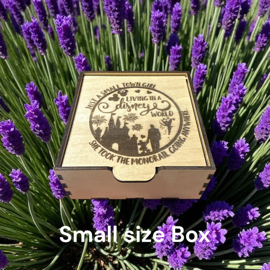 Small wood keeps sake Box